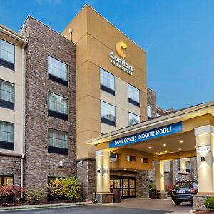 Comfort Inn & Suites Pittsburgh South